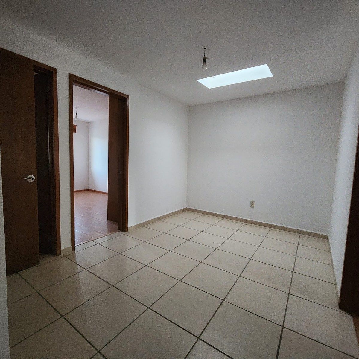 Casa en Los Carcamos, León, foto 8 de 11