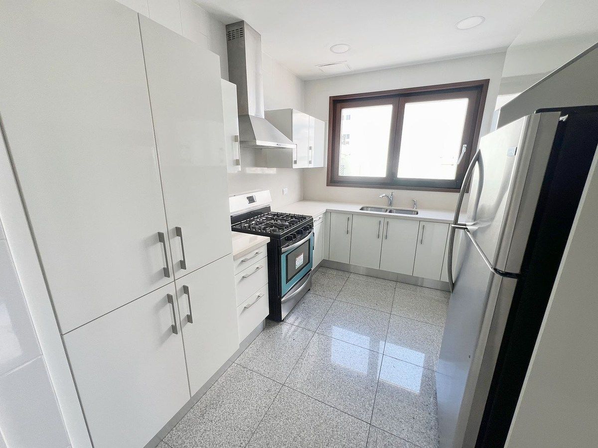 Apartamento en Los Cacicazgos, Santo Domingo Centro (Distrito Nacional), foto 14 de 32