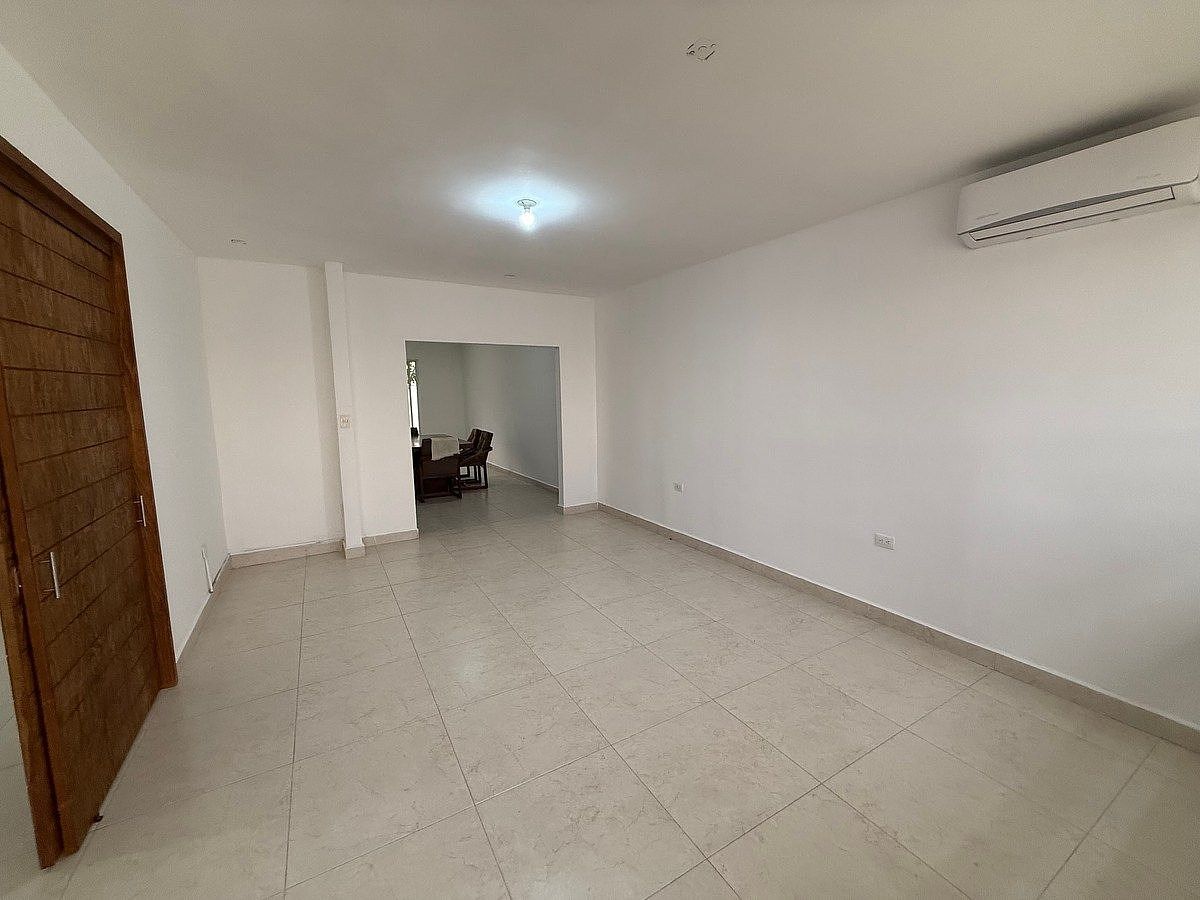 Casa em Los Olivos, Gómez Palacio, foto 3 de 16