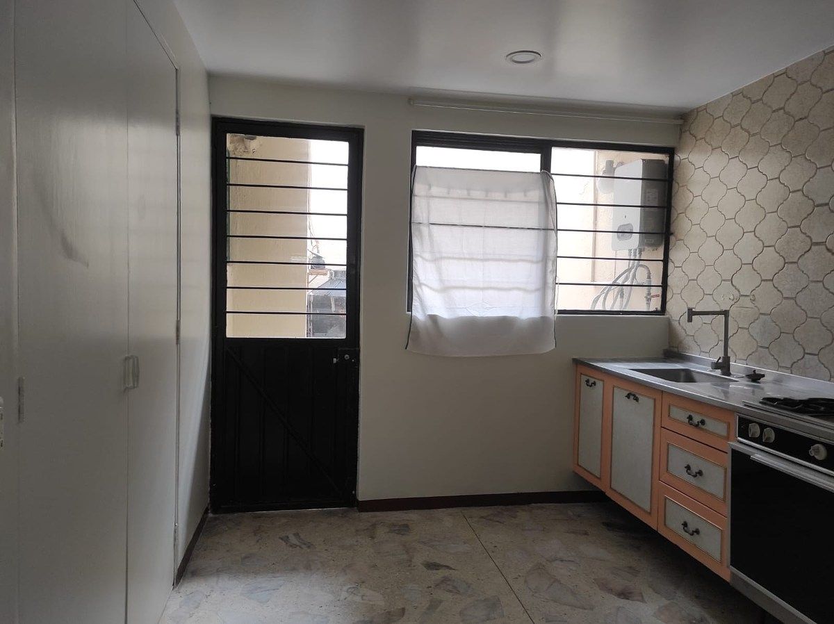 House in Tablas de San Agustín, Gustavo A. Madero, photo 4 of 11