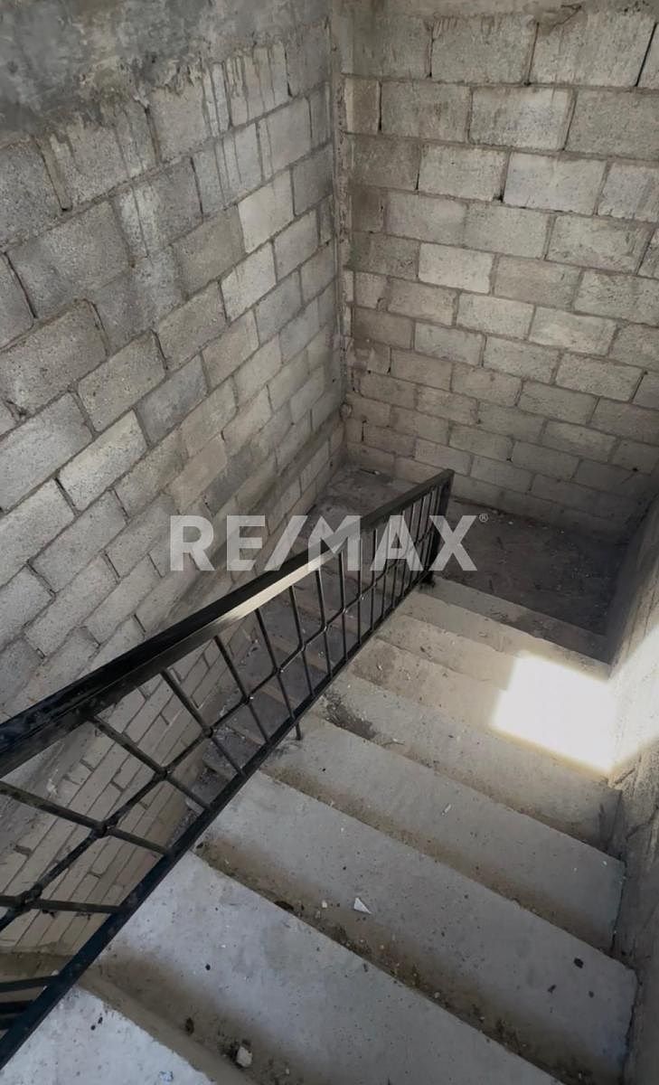 Building in La Purísima de la Cueva, Corregidora, photo 11 of 14