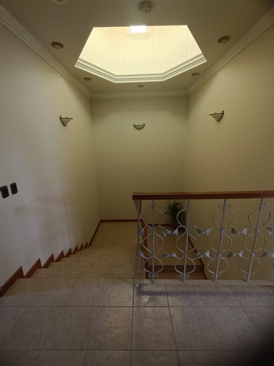 Escalera, photo 14 of 14