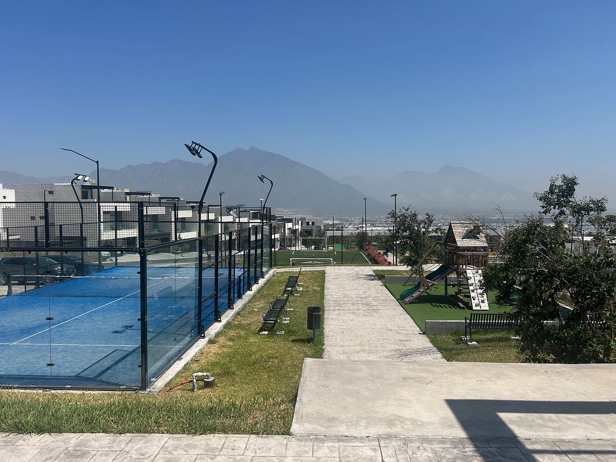 Lote em La Montaña, García, foto 12 de 20