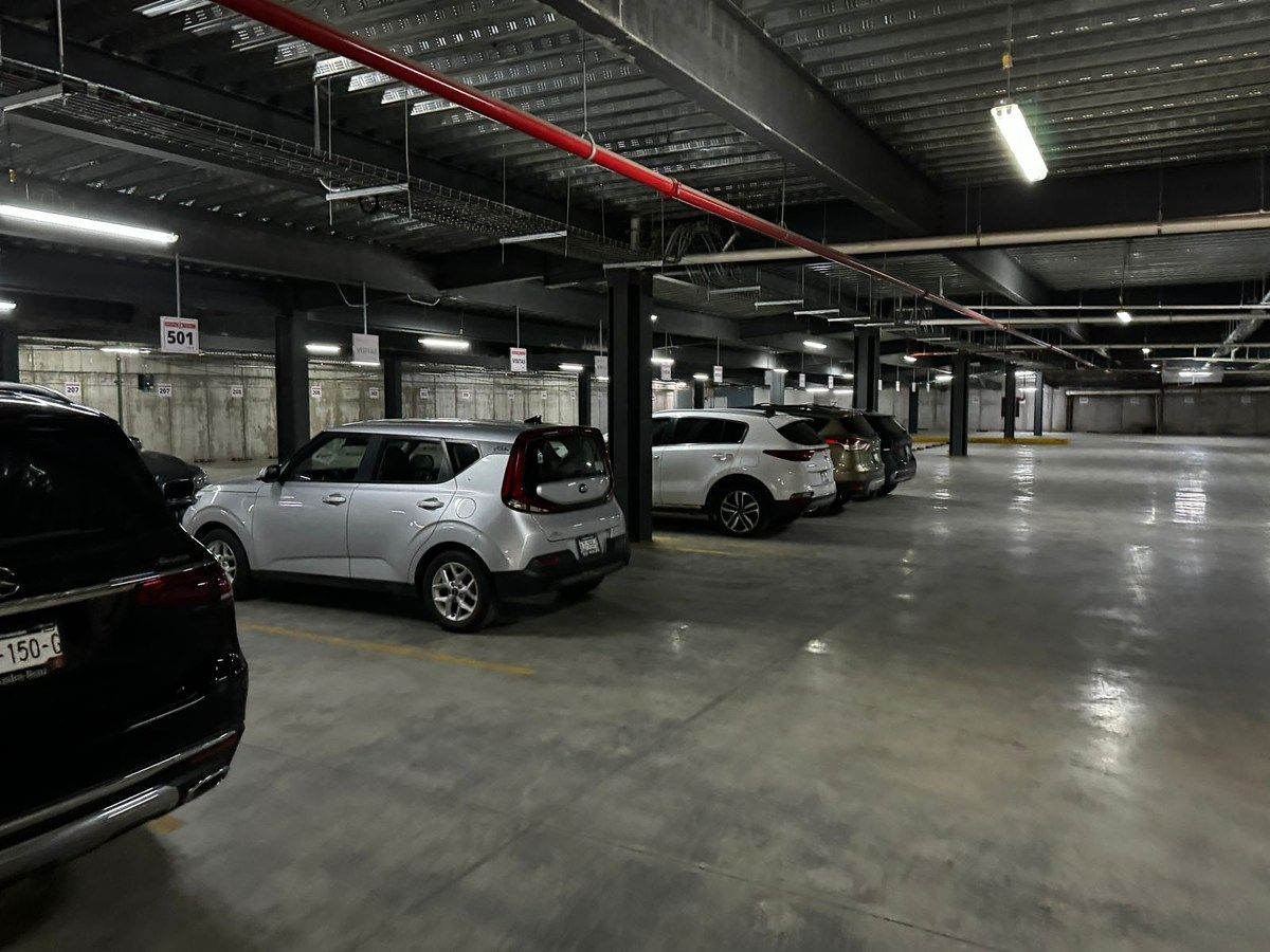 Sala Comercial em Jurica, Querétaro, foto 4 de 12