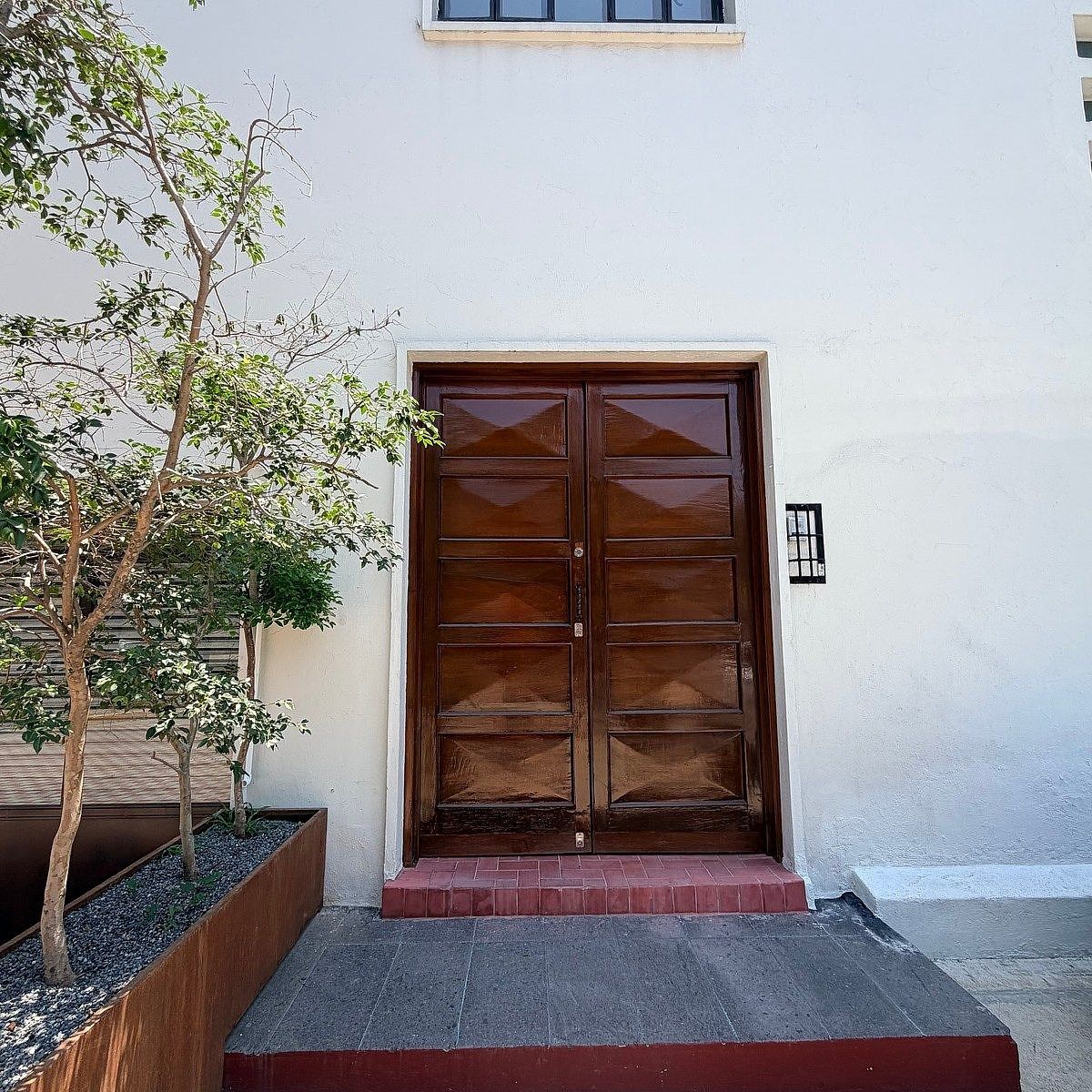 Departamento para Aluguel - Colônia Americana - Dentro de uma casa grande., foto 1 de 20