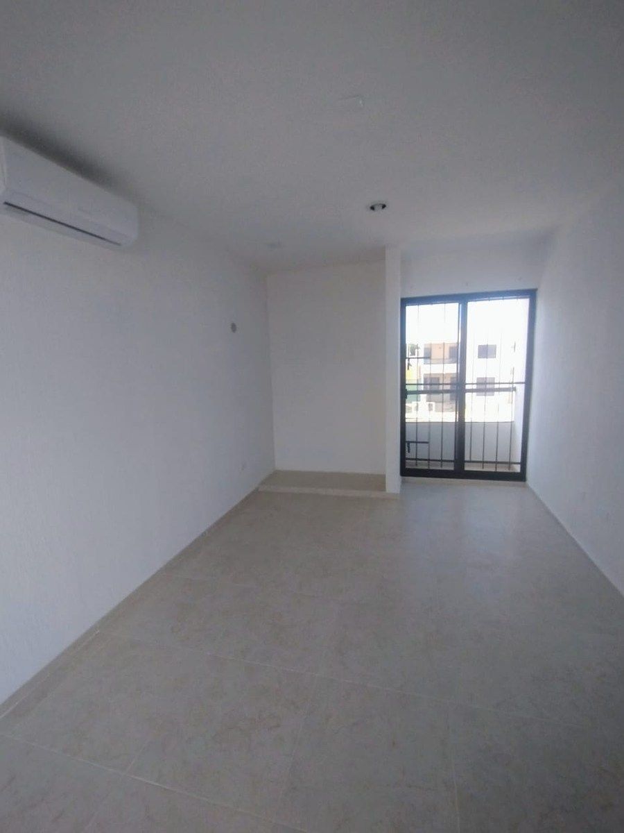 Casa em Los Héroes, Mérida, foto 3 de 21