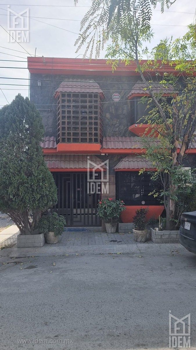 Casa em Privadas de las Villas, García, foto 2 de 47
