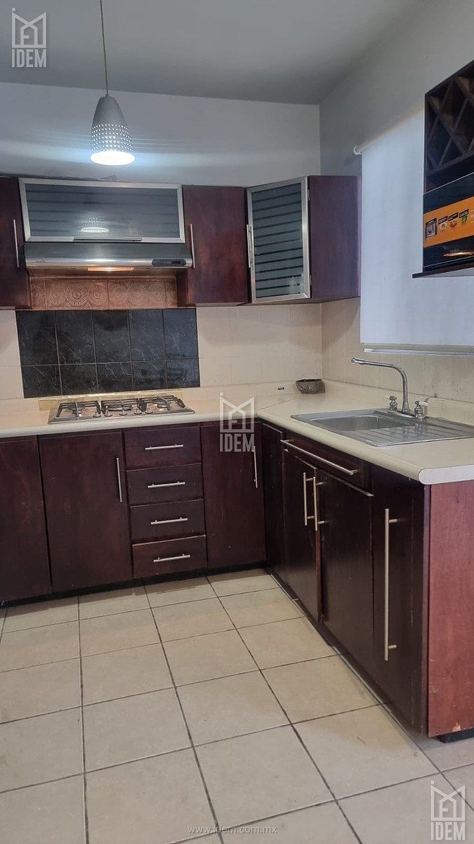 Casa em Privadas de Santa Catarina, Santa Catarina, foto 18 de 31