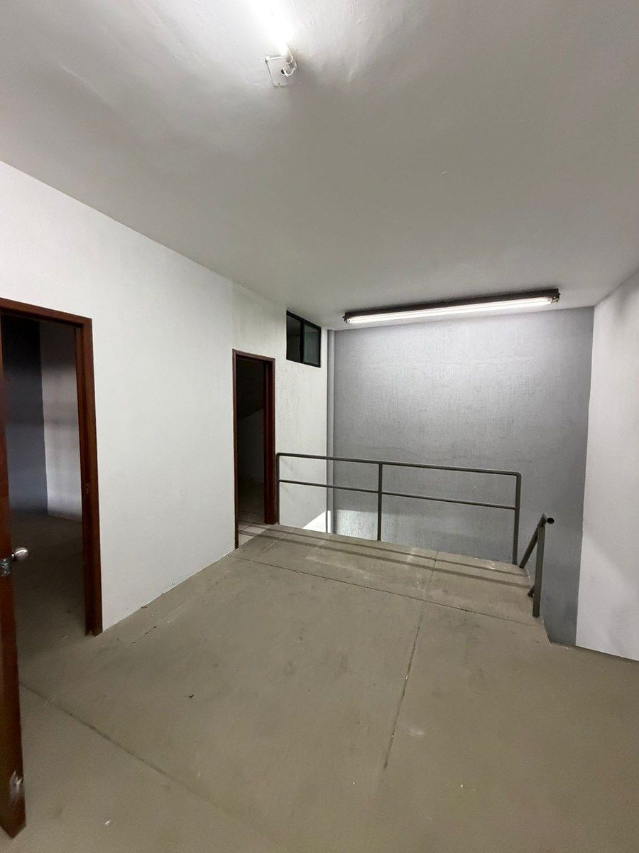 Commercial Storage Unit in Colón Industrial, Guadalajara, photo 10 of 18