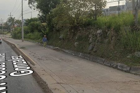 Terreno Comercial en Renta- Lomas Del Sur