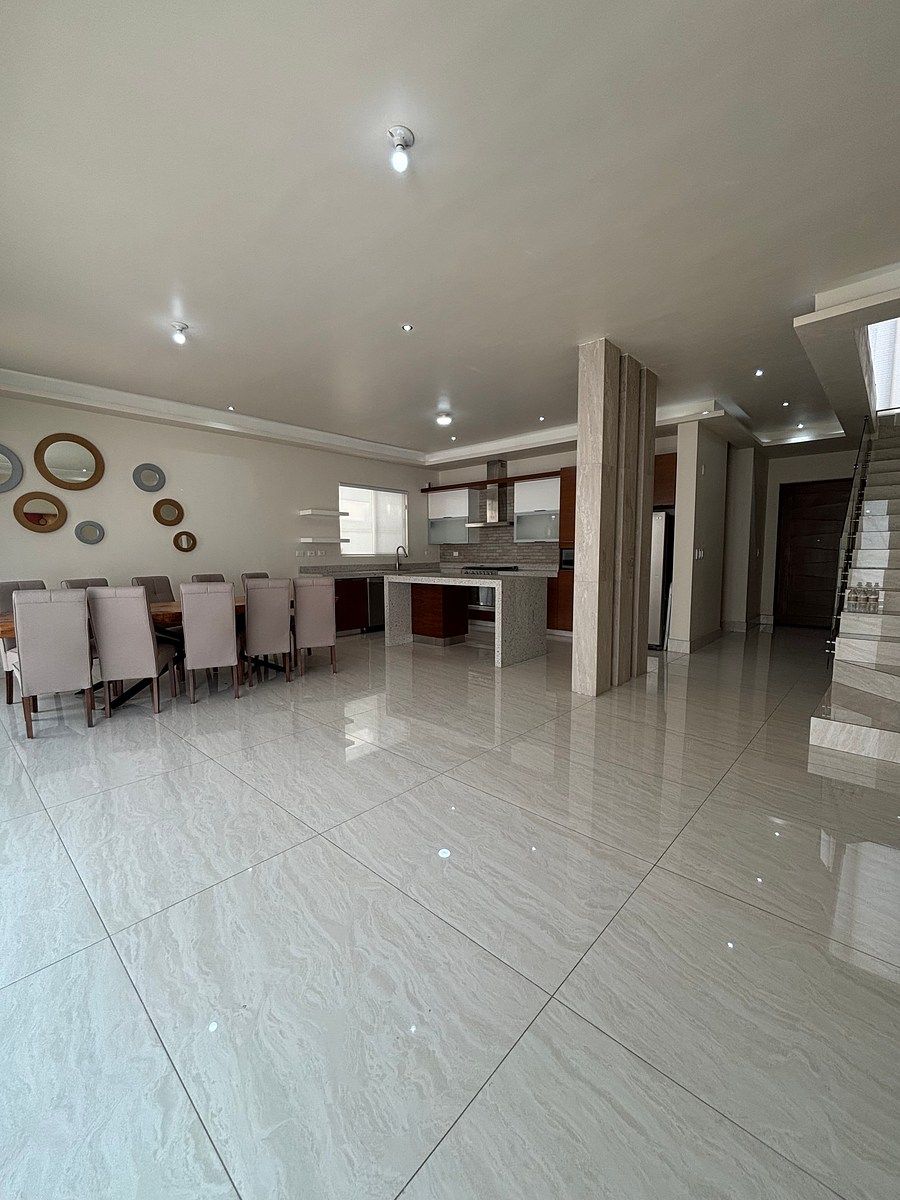 House in Cumbres Elite 6 Sector, Monterrey, photo 12 of 38
