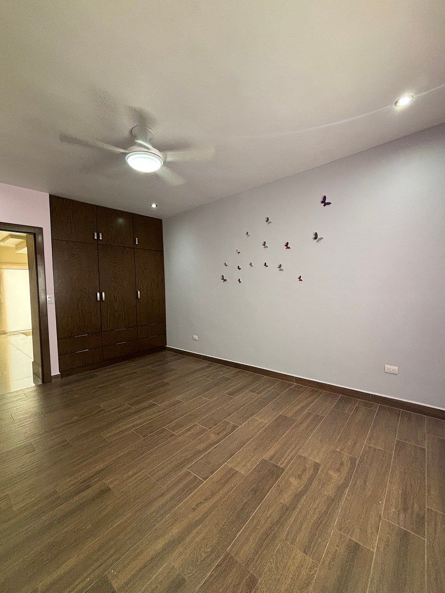House in Cumbres Elite 6 Sector, Monterrey, photo 14 of 38