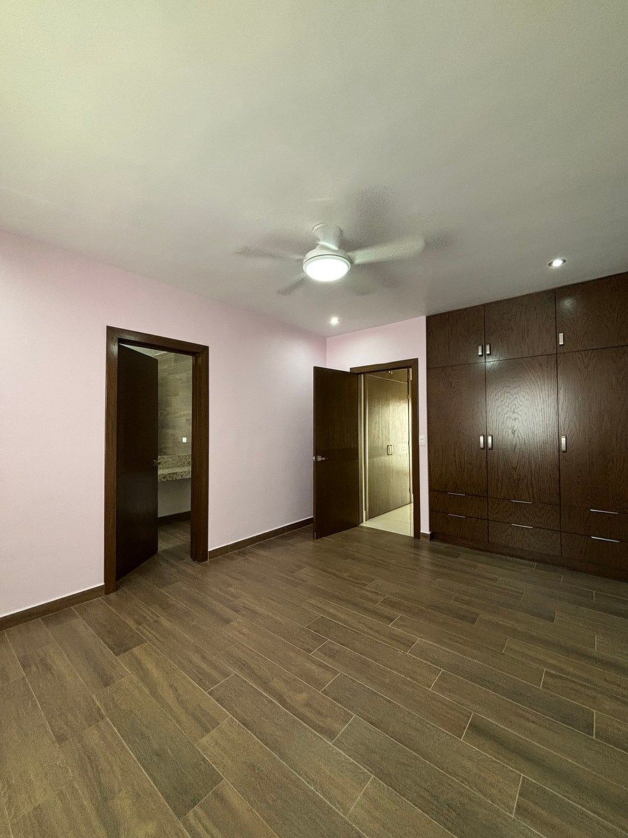 House in Cumbres Elite 6 Sector, Monterrey, photo 16 of 38