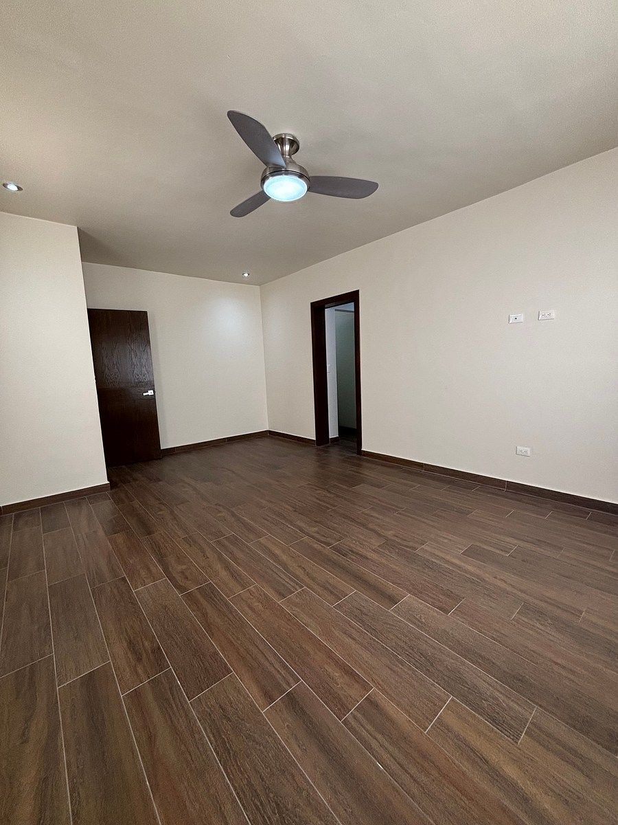 House in Cumbres Elite 6 Sector, Monterrey, photo 18 of 38