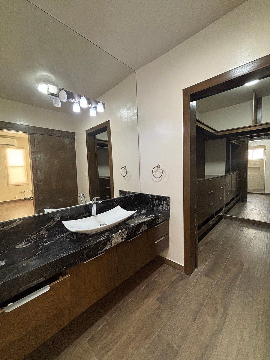 House in Cumbres Elite 6 Sector, Monterrey, photo 20 of 38