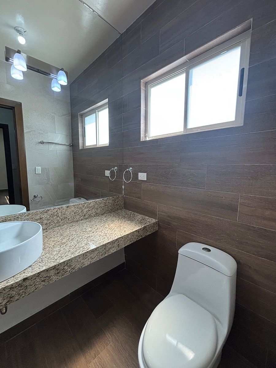 House in Cumbres Elite 6 Sector, Monterrey, photo 23 of 38