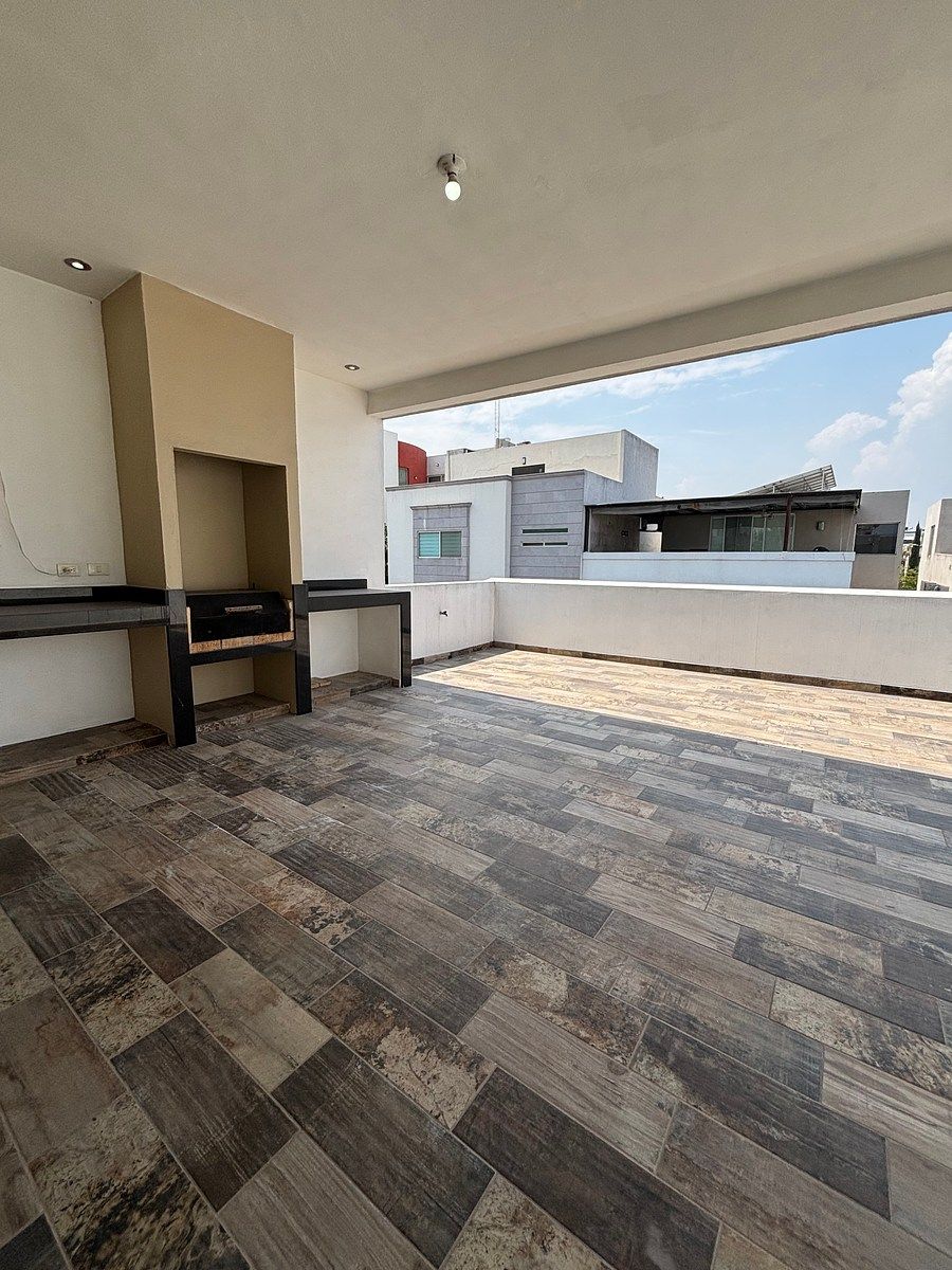 House in Cumbres Elite 6 Sector, Monterrey, photo 32 of 38