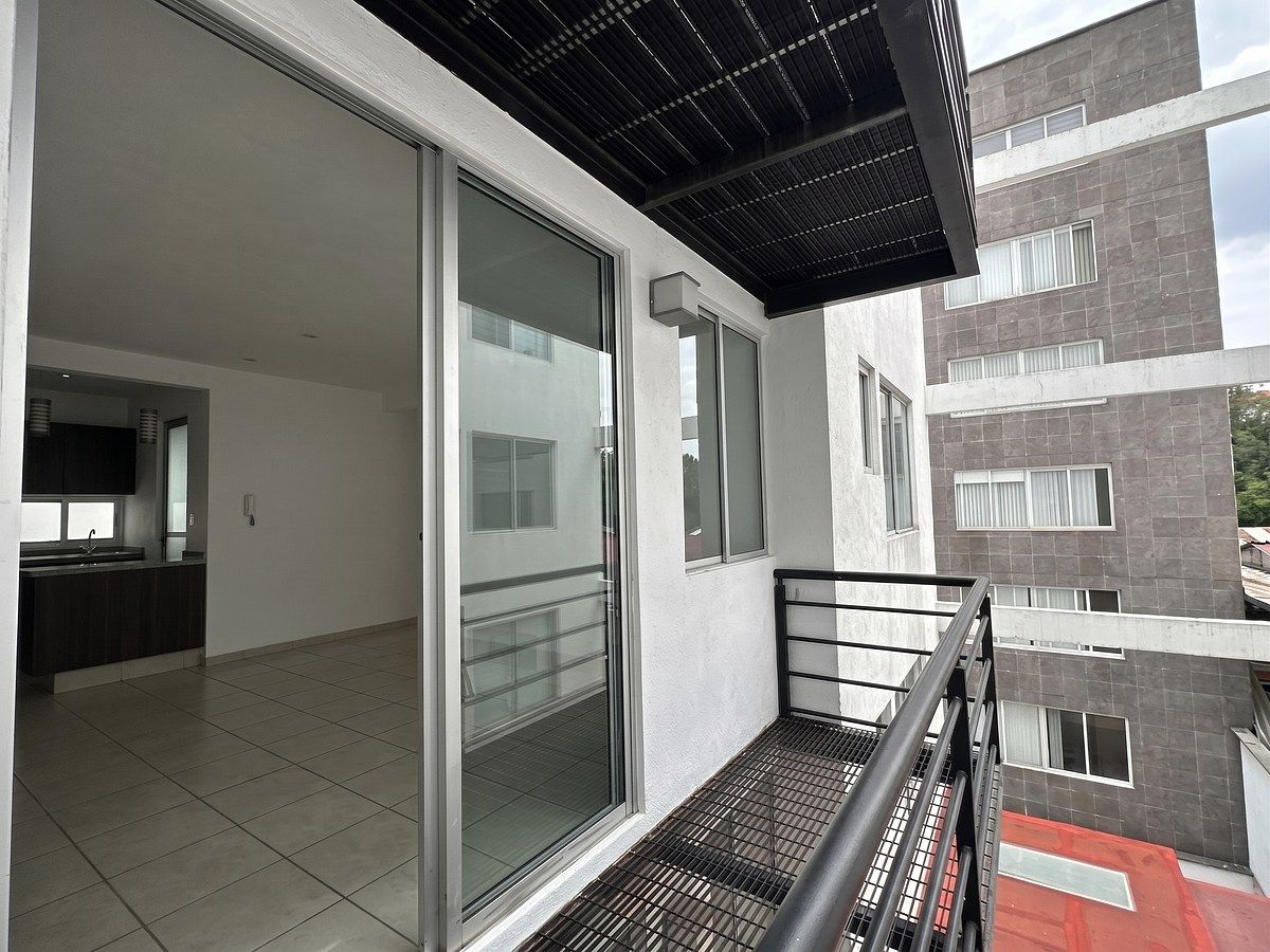 Balcon, foto 7 de 17
