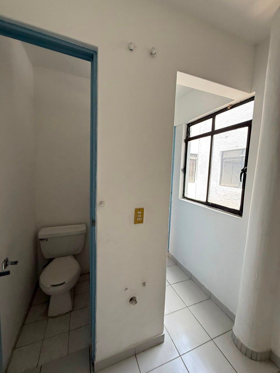 Sala Comercial em Ladrón de Guevara, Guadalajara, foto 8 de 26