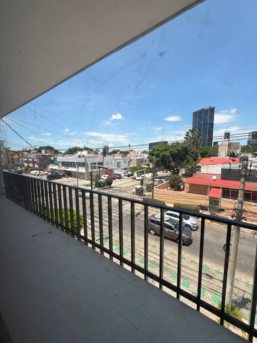 Sala Comercial em Ladrón de Guevara, Guadalajara, foto 11 de 26
