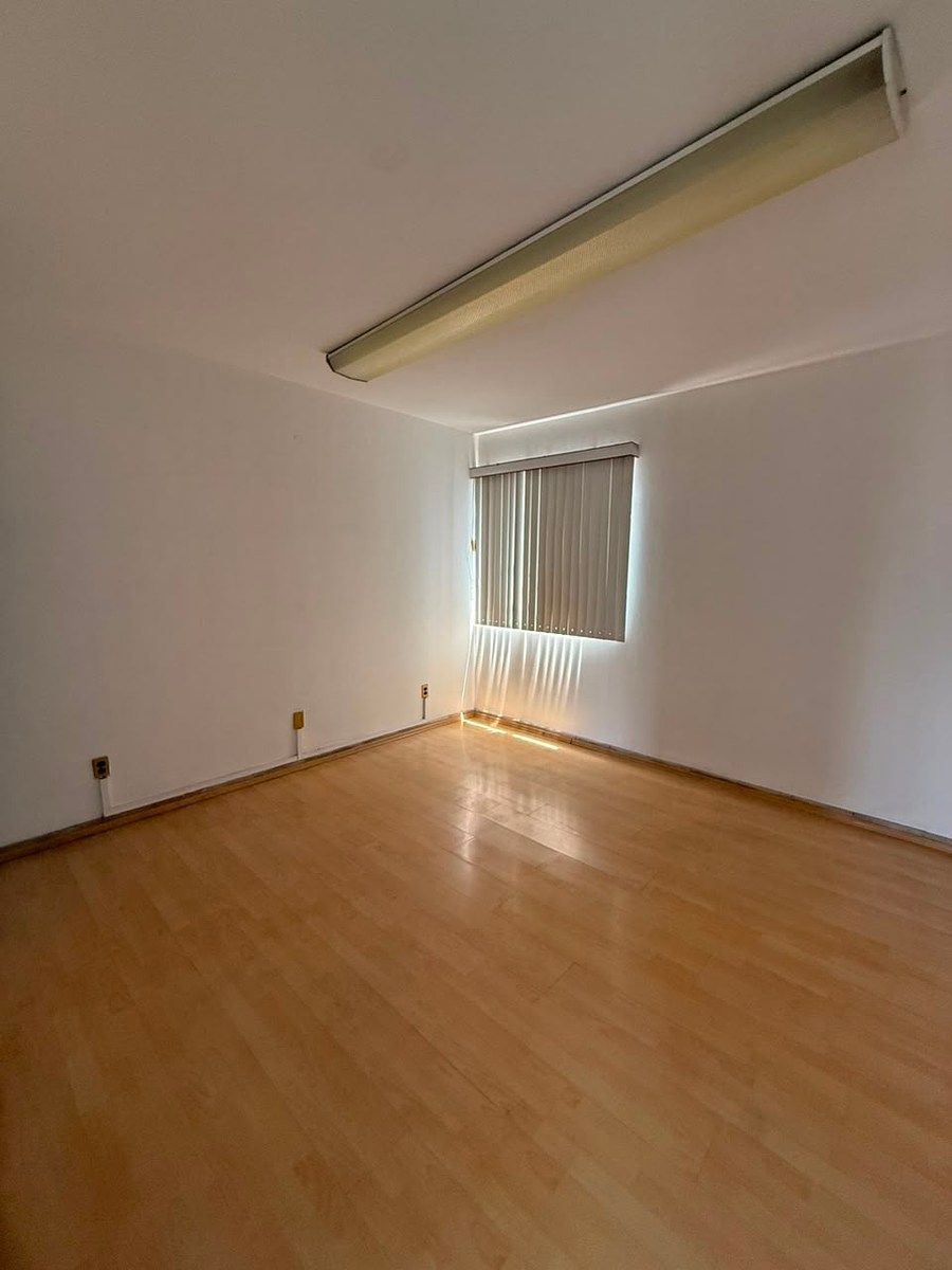 Sala Comercial em Ladrón de Guevara, Guadalajara, foto 13 de 26