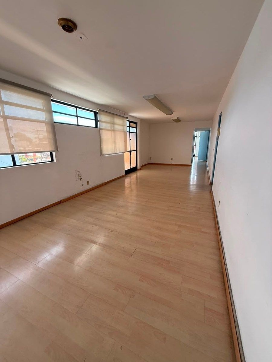 Sala Comercial em Ladrón de Guevara, Guadalajara, foto 19 de 26
