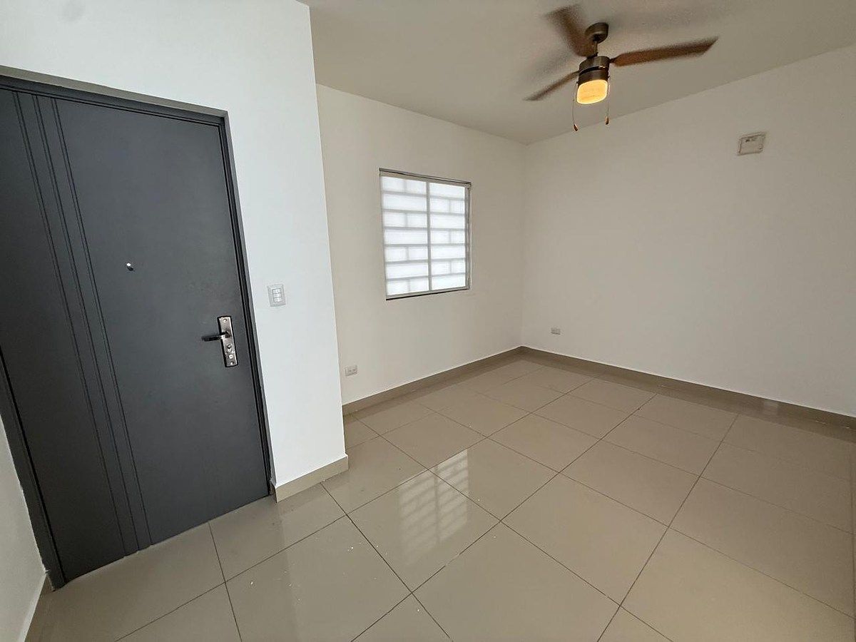 House in Gated Community in Arbórea Sector Linneo, García, photo 5 of 26