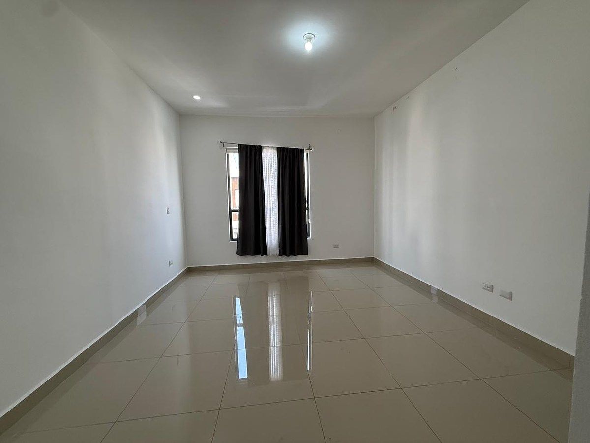 House in Gated Community in Arbórea Sector Linneo, García, photo 13 of 26