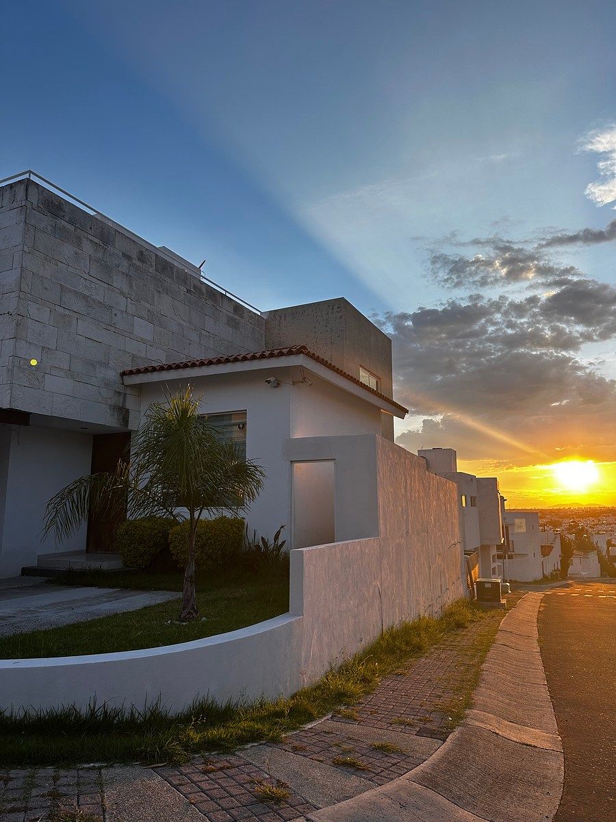 House in Residencial el Refugio, Querétaro, photo 2 of 16