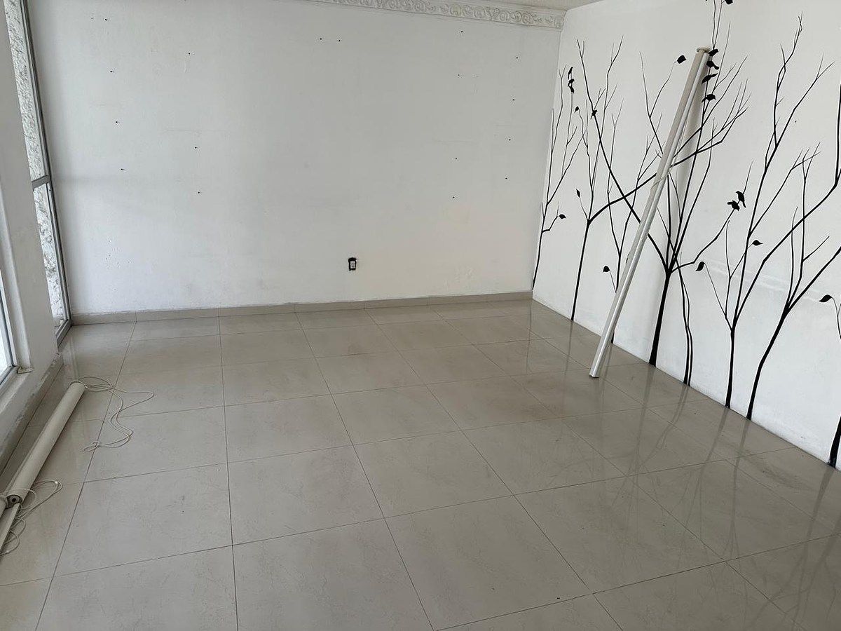 Casa com uso comercial em Jardines de La Hacienda, Querétaro, foto 11 de 14