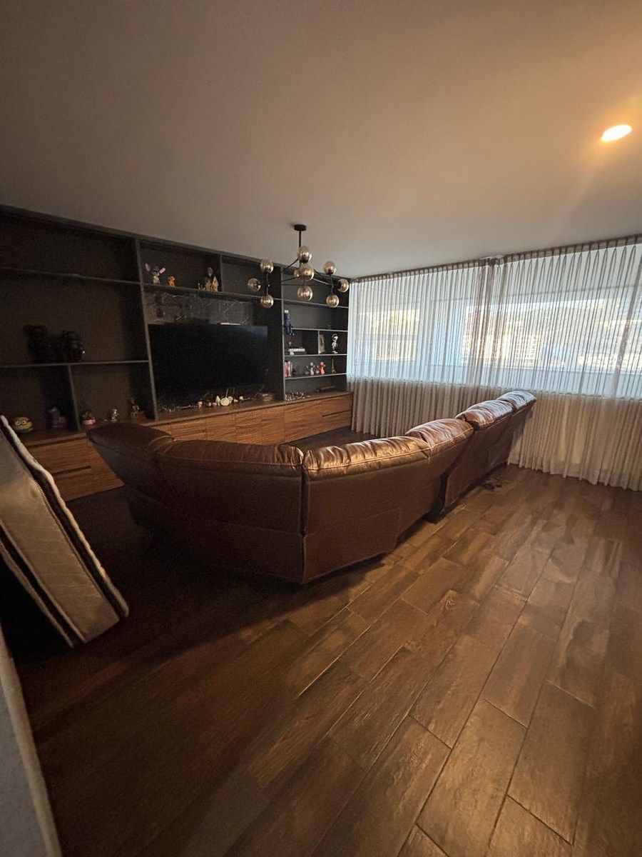 Family Room, photo 9 of 28