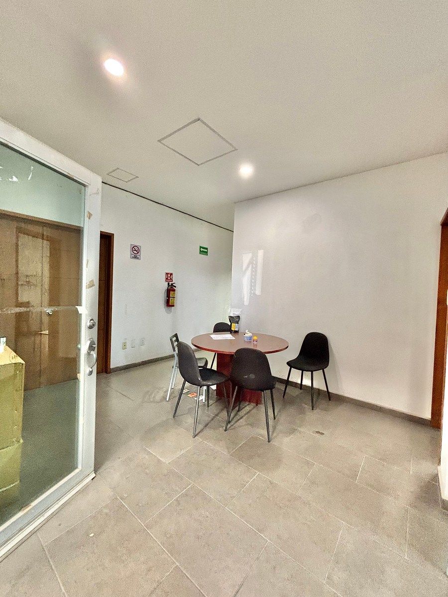 Área de recepción oficinas ., foto 12 de 18