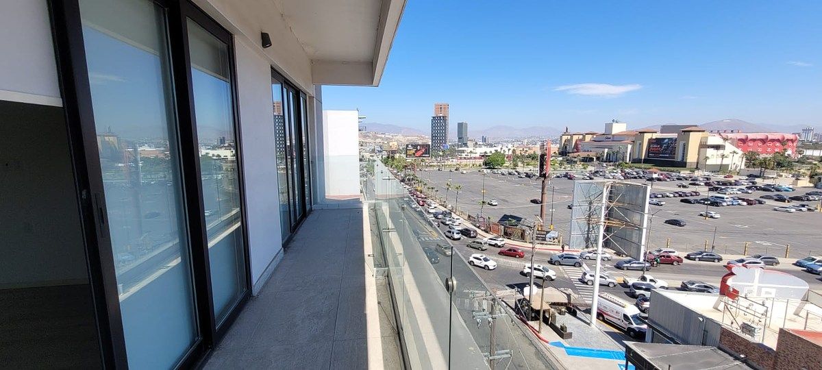 Viva onde tudo acontece! Este apartamento em Levant tem absolutamente tudo:, foto 1 de 22