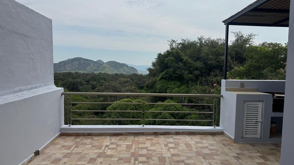 CASA COM A MELHOR VISTA DE TODO ALTAVISTA, foto 1 de 18