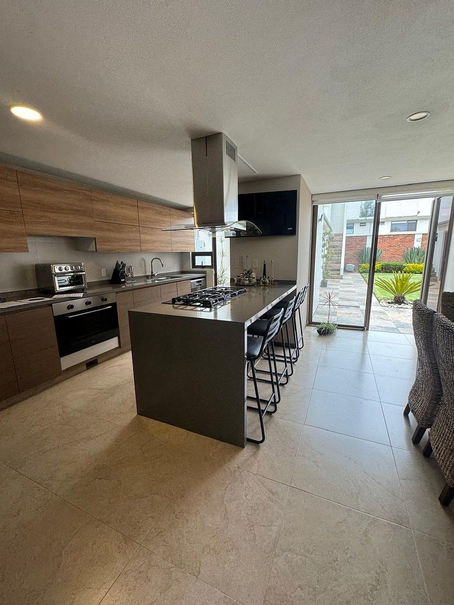 House in Gated Community in Bosque de las Fuentes Residencial, Calimaya, photo 3 of 20