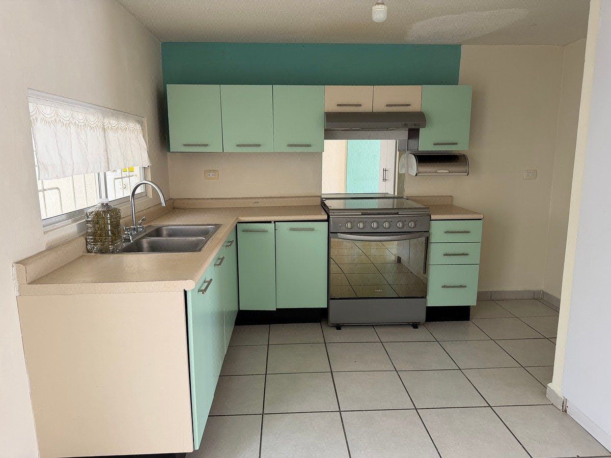 Casa en condominio en Puerto Banus, Morelia, foto 3 de 14