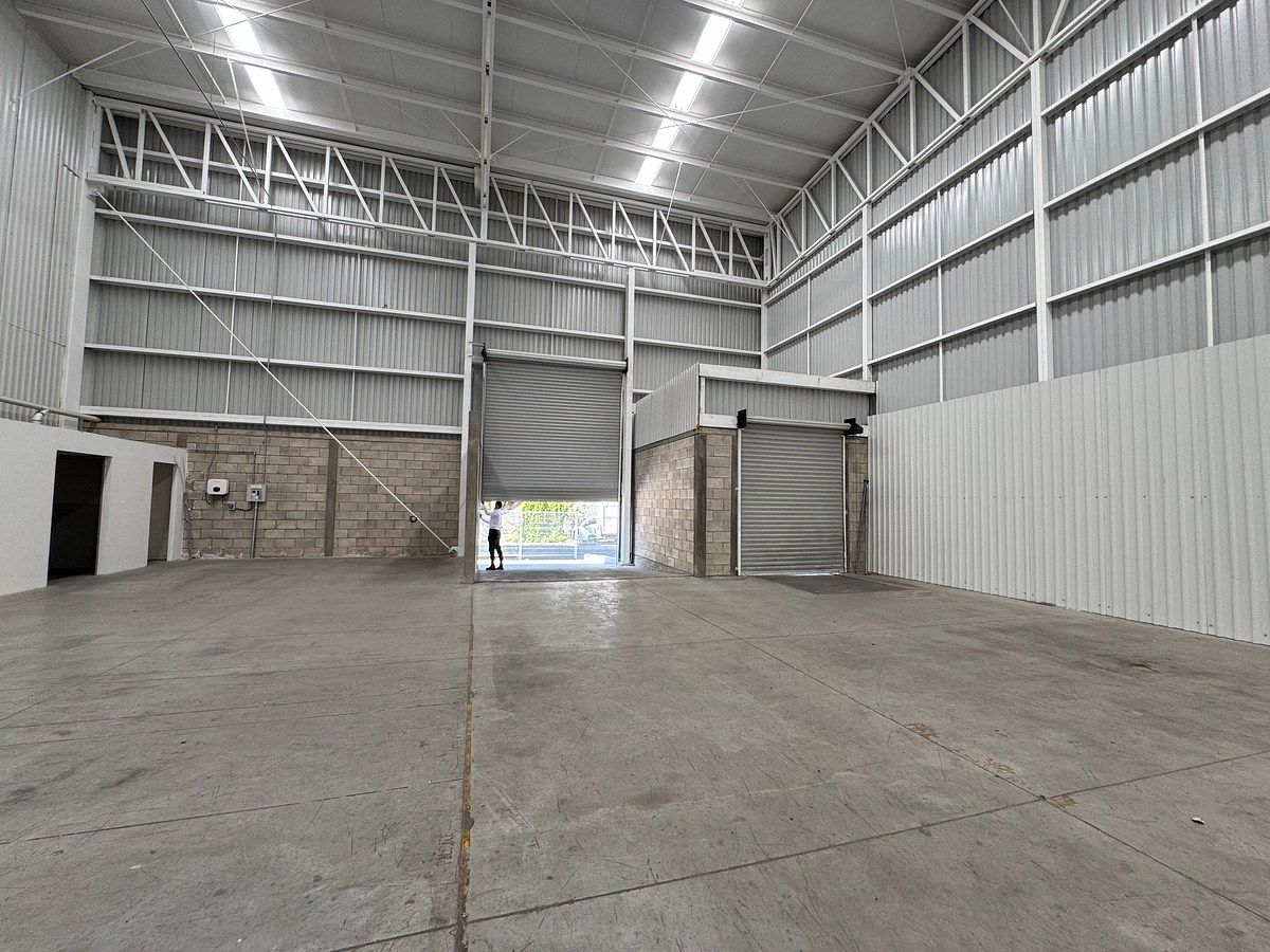 Bodega comercial en Del Fresno 2a. sección, Guadalajara, foto 9 de 16