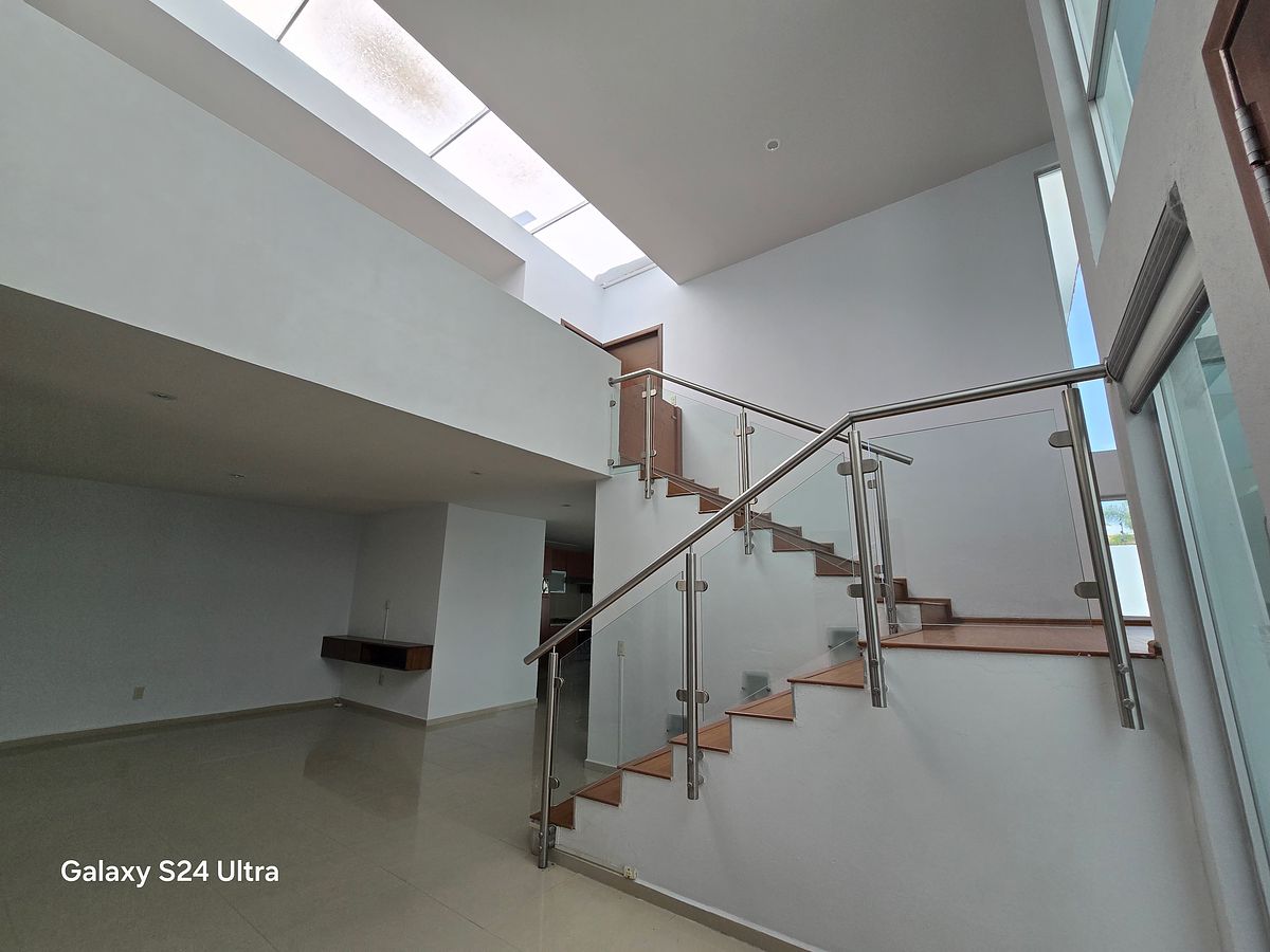 Casa à venda em Bosques de Santa Anita, foto 1 de 35