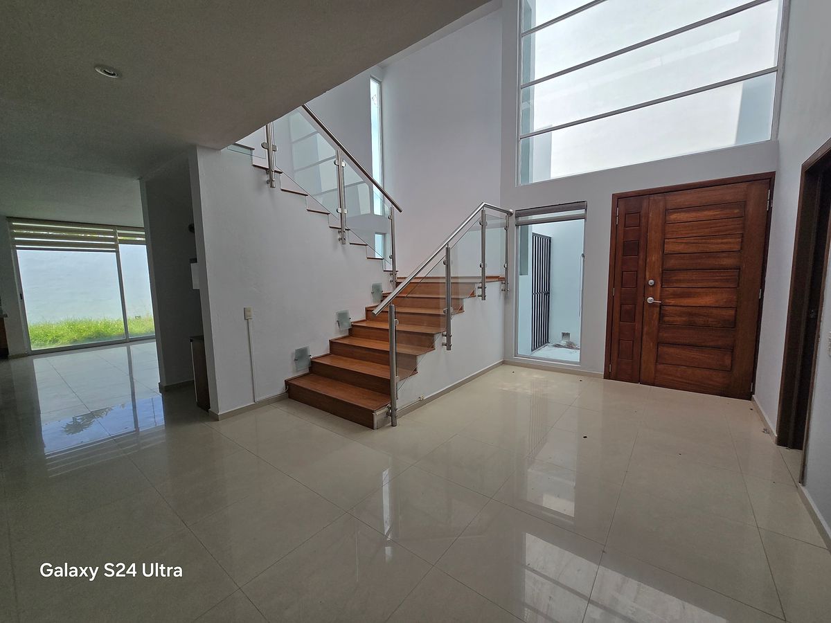 Casa em Bosques Santa Anita, Tlajomulco de Zúñiga, foto 2 de 35