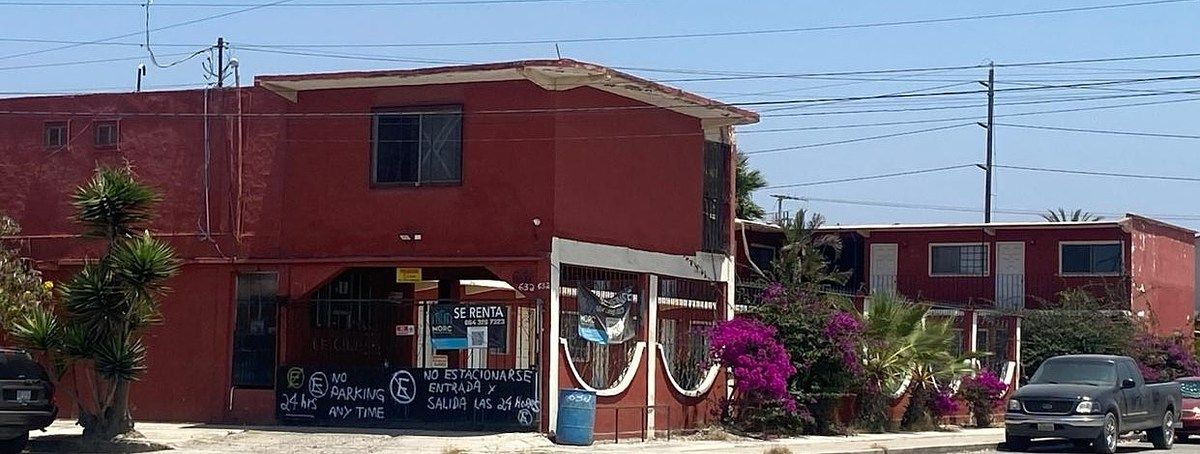 Building in Bustamante, Ensenada, photo 2 of 4