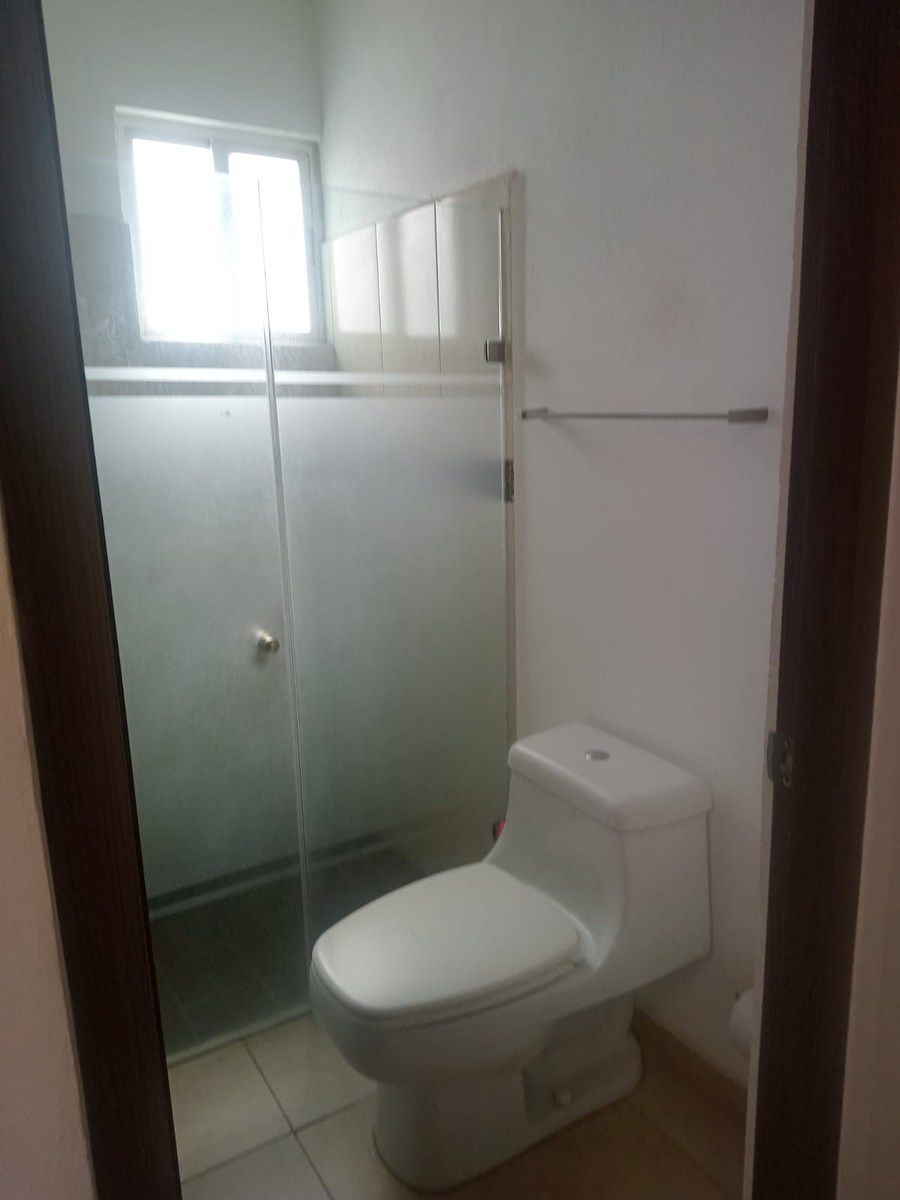 Casa em condomínio fechado em Colinas del Santuario, Corregidora, foto 12 de 17