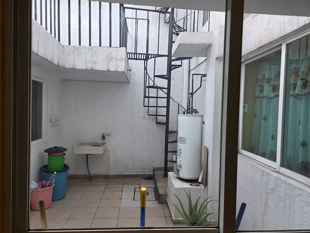Casa em Presidentes Ejidales, Coyoacán, foto 37 de 42