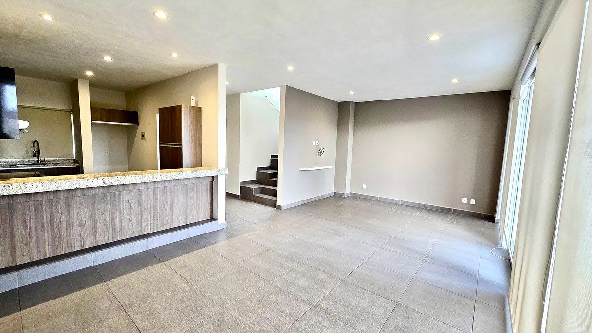 Casa en condominio en Altozano el Nuevo Querétaro, Querétaro, foto 2 de 13
