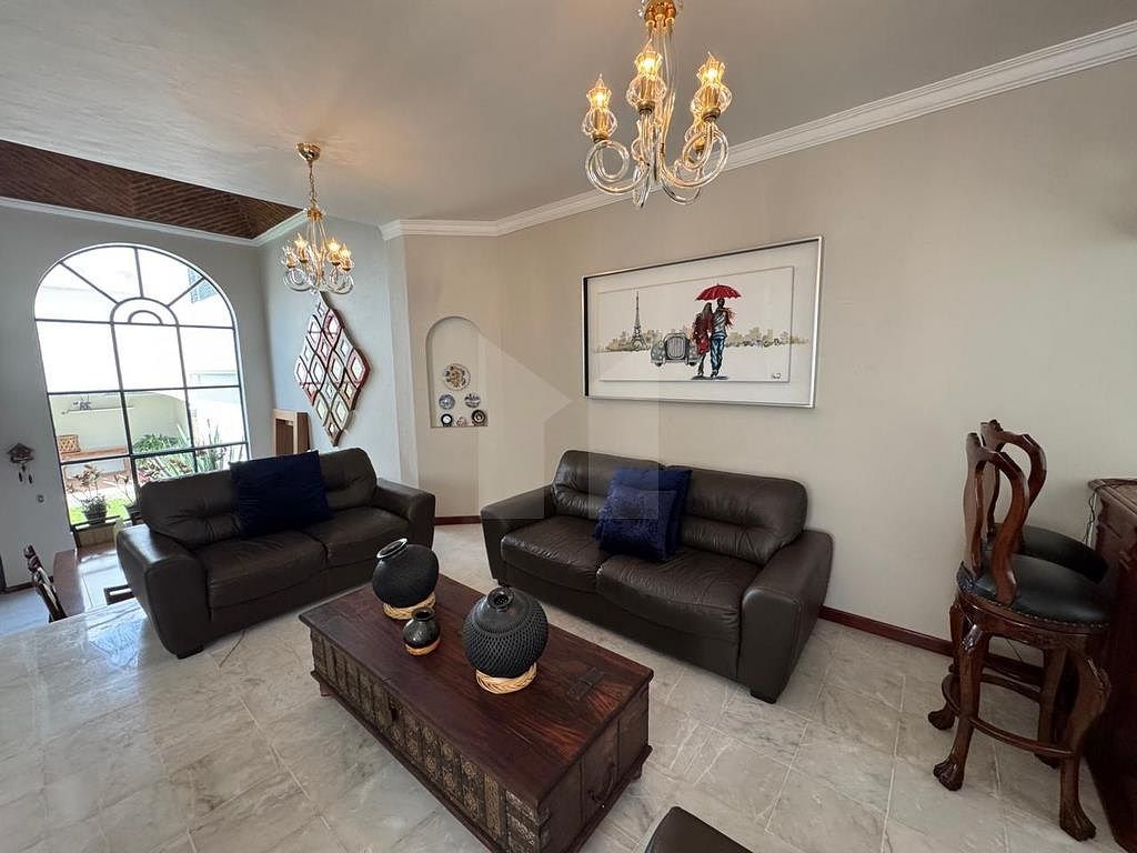 Casa en condominio en Bugambilias, Zapopan, foto 3 de 36