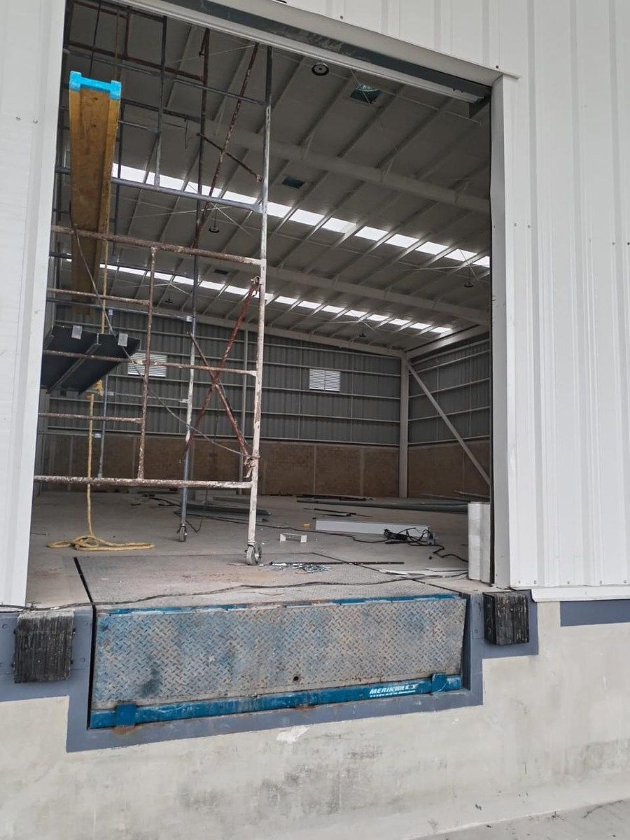 Industrial Building in Ucu, Ucú, photo 2 of 11