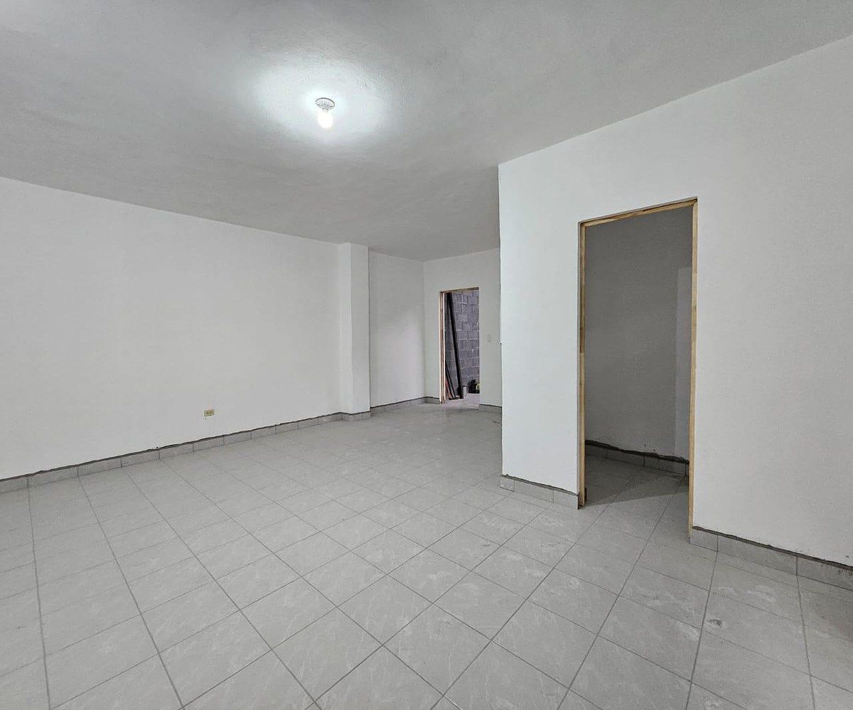 BODEGA EN RENTA, foto 1 de 8