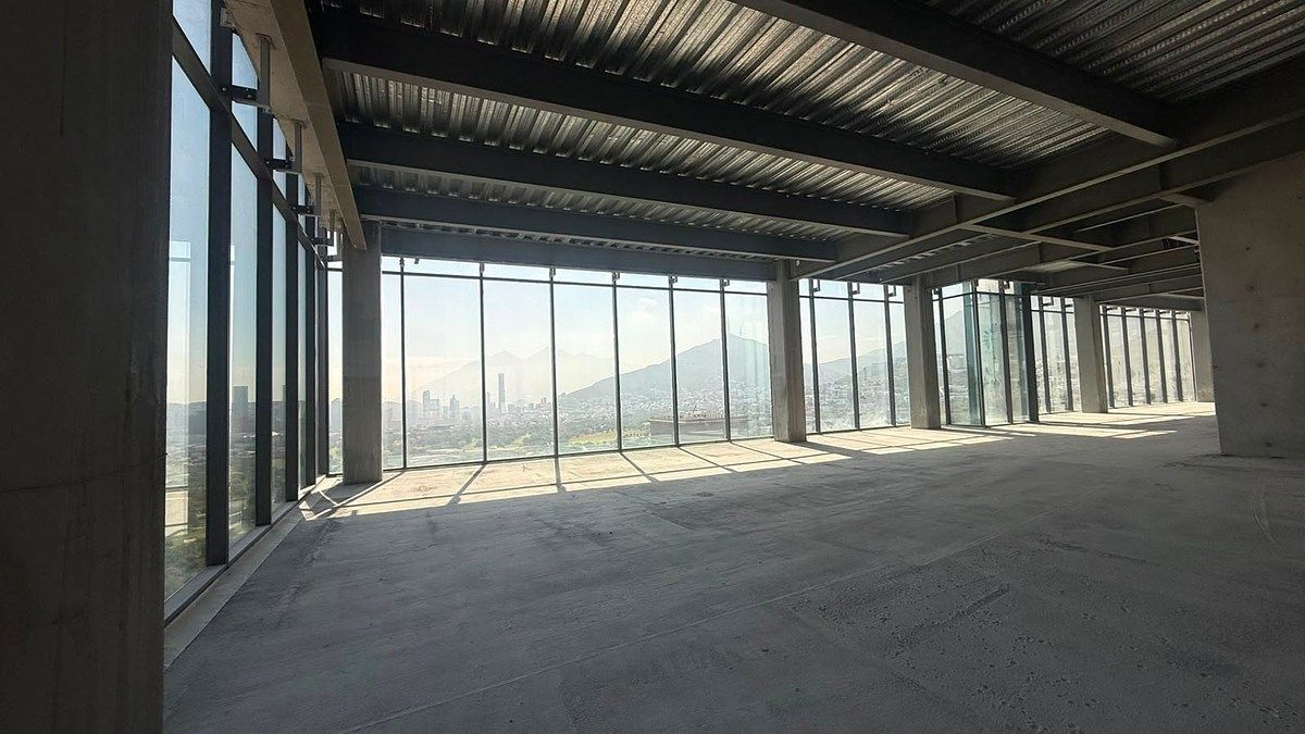 Sala Comercial em Veredalta, San Pedro Garza García, foto 2 de 14