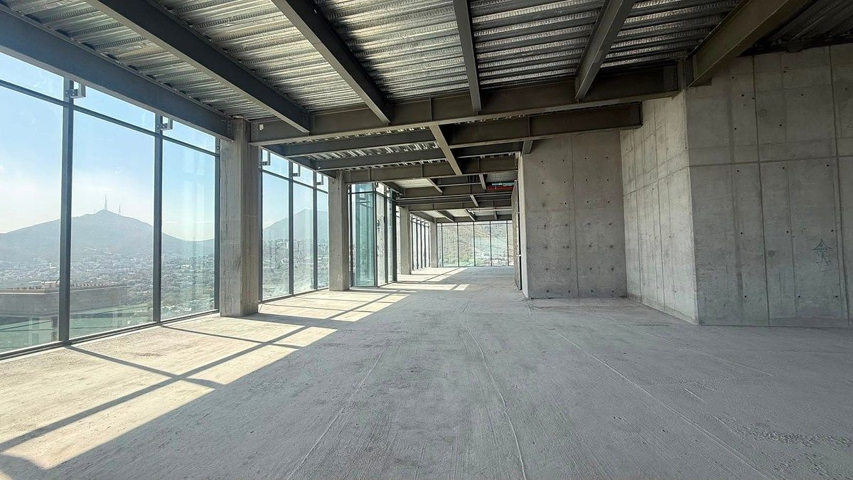 Sala Comercial em Veredalta, San Pedro Garza García, foto 3 de 14