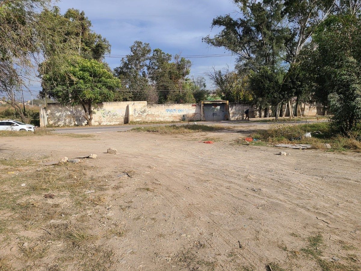 terreno tlaquepaque san Martín de las flores perto da praça multicenter, foto 1 de 10