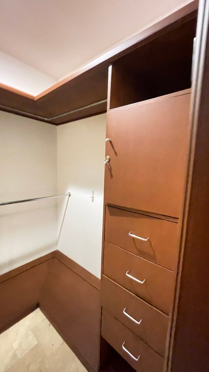 Vestidor principal, foto 30 de 40